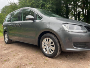 2014 Volkswagen Sharan 2.0 Tdi Bluemotion Tech Se Euro 5 (s/s) 5dr in Grey — image 4