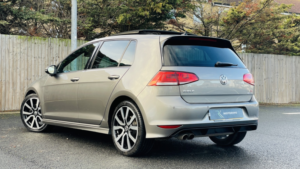 2016 Volkswagen Golf 1.4 Tsi Bluemotion Tech Act R-Line Edition in Grey — image 3