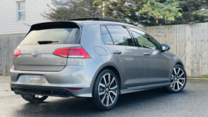 2016 Volkswagen Golf 1.4 Tsi Bluemotion Tech Act R-Line Edition in Grey — image 5