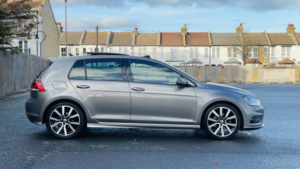 2016 Volkswagen Golf 1.4 Tsi Bluemotion Tech Act R-Line Edition in Grey — image 6