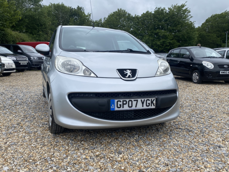 2007 Peugeot 107 1.0 12v Urban in Silver — image 1