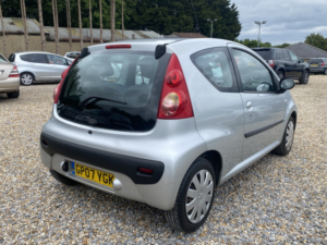 2007 Peugeot 107 1.0 12v Urban in Silver — image 3
