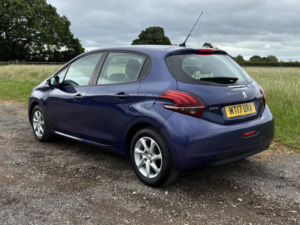 2017 Peugeot 208 1.2 Puretech Active in Blue — image 3