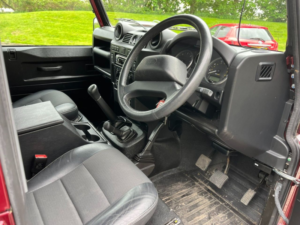2014 Land Rover Defender 2.2 Tdci Xs Station Wagon Double Cab 3dr Diesel Manual 4WD Swb Euro 5 (122 Ps) in Red — image 4