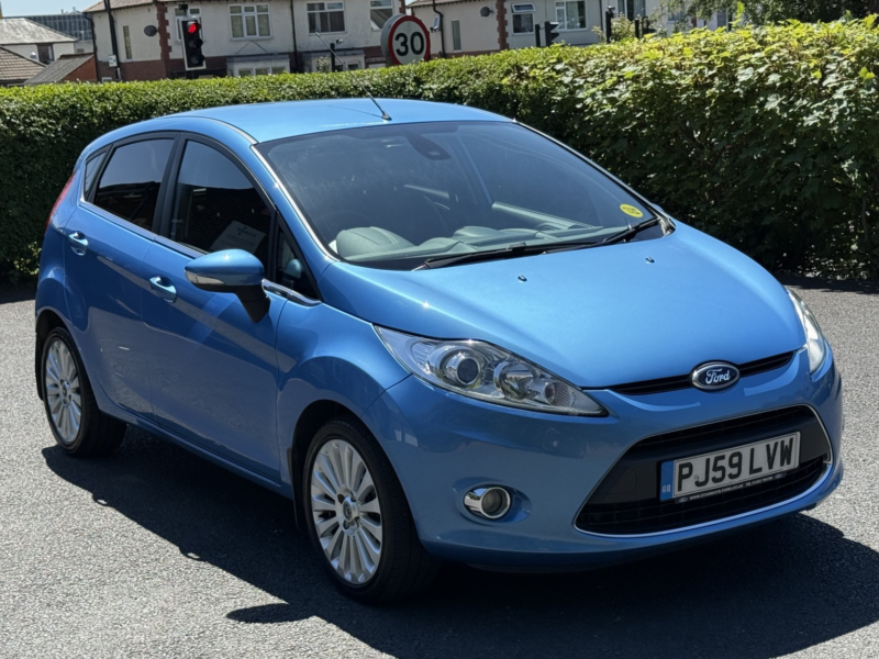 2010 Ford Fiesta 1.6 Titanium in Blue — image 1