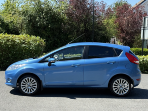 2010 Ford Fiesta 1.6 Titanium in Blue — image 5