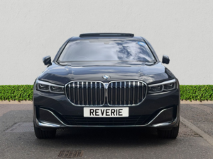2021 BMW 7 Series 3.0 745le 12kwh Saloon 4dr Petrol Plug-In Hybrid Auto Xdrive Euro 6 (s/s) (394 Ps) in Grey — image 2