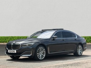 2021 BMW 7 Series 3.0 745le 12kwh Saloon 4dr Petrol Plug-In Hybrid Auto Xdrive Euro 6 (s/s) (394 Ps) in Grey — image 3
