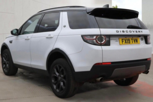 2019 Land Rover Discovery Sport 2.0 Td4 Landmark Auto 4WD Euro 6 (s/s) 5dr in White — image 4