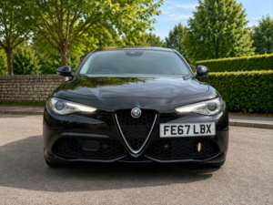 2017 Alfa Romeo Giulia 2.0t Veloce Auto Euro 6 (s/s) 4dr in Black — image 3