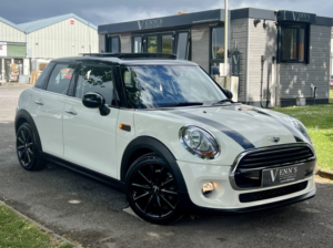 2016 MINI Hatch