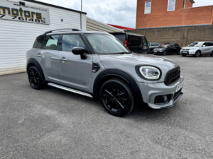 2020 MINI Countryman 1.5 Countryman Cooper All4 Sport in Grey — image 2