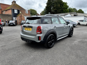 2020 MINI Countryman 1.5 Countryman Cooper All4 Sport in Grey — image 3