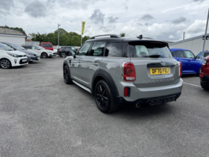 2020 MINI Countryman 1.5 Countryman Cooper All4 Sport in Grey — image 5