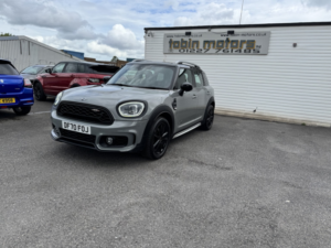 2020 MINI Countryman 1.5 Countryman Cooper All4 Sport in Grey — image 6
