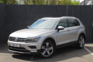 2016 Volkswagen Tiguan 2.0 Tdi Bluemotion Tech Sel in Silver — image 3