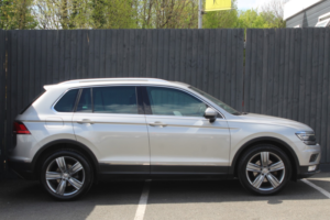 2016 Volkswagen Tiguan 2.0 Tdi Bluemotion Tech Sel in Silver — image 4