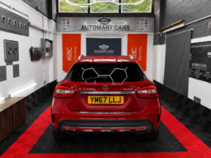 2018 Mercedes-Benz Gla 2.1 Gla200d Amg Line (executive) 7g-Dct 4matic Euro 6 (s/s) 5dr in Red — image 5