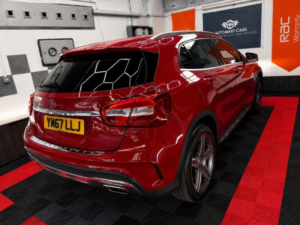 2018 Mercedes-Benz Gla 2.1 Gla200d Amg Line (executive) 7g-Dct 4matic Euro 6 (s/s) 5dr in Red — image 6