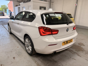 2016 BMW 1 Series 1.5 118i Sport 3-Door in White — image 4