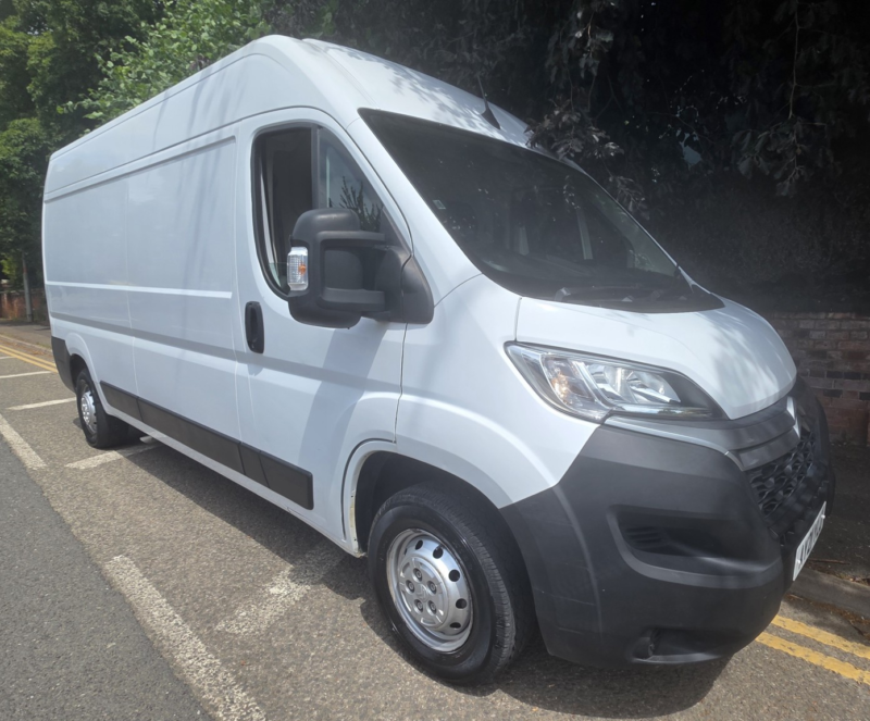 2021 Citroen Relay 2.2 Bluehdi 35 Enterprise in White — image 1