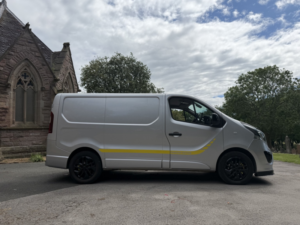 2015 Vauxhall Vivaro 1.6 Cdti 2700 Biturbo Ecoflex Sportive in Grey — image 6