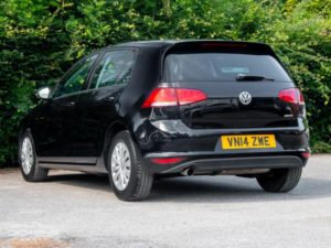 2014 Volkswagen Golf 1.6 Tdi Bluemotion Tech S Euro 5 (s/s) 5dr in Black — image 5