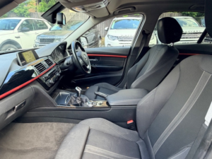 2016 BMW 3 Series 318d Sport in White — image 3