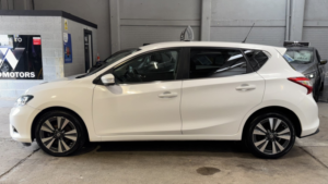 2015 Nissan Pulsar 1.2 Dig-T N-Tec White 5drlow Tax+satnav+cruise in White — image 2