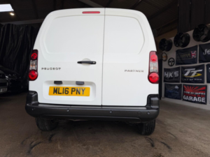 2016 Peugeot Partner 1.6 Hdi 850 Professional L1 4dr in White — image 6