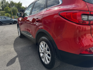 2016 Renault Kadjar 1.5 Dynamique Nav Dci 110 in Red — image 4