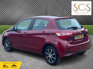 2018 Toyota Yaris 1.5 Vvt-I Icon Tech in Red — image 5