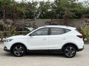 2019 MG MG Zs 1.5 Vti-Tech Exclusive in White — image 5