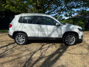 2016 Volkswagen Tiguan 2.0 Tdi Bluemotion Tech Match Edition in White — image 2