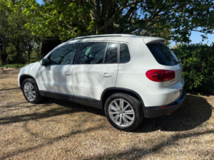 2016 Volkswagen Tiguan 2.0 Tdi Bluemotion Tech Match Edition in White — image 6