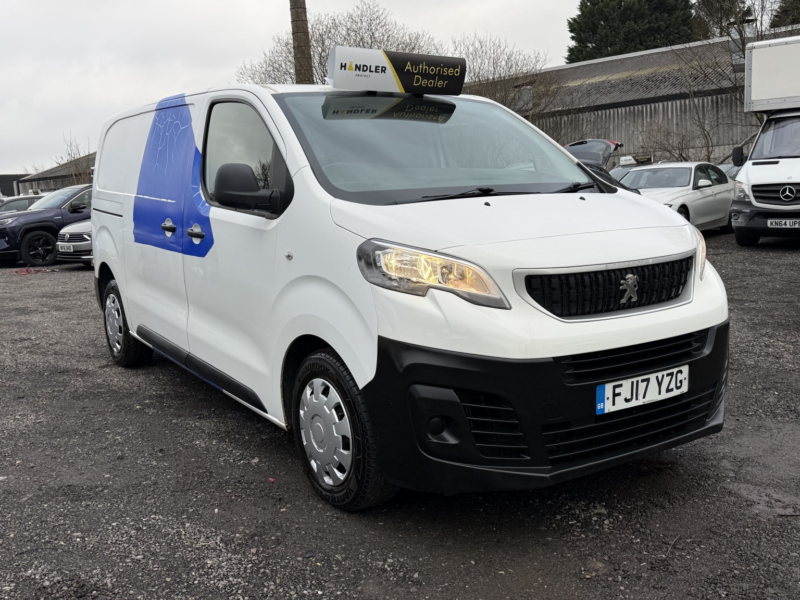 2017 Peugeot Expert 2.0 Bluehdi 1400 S in White — image 1
