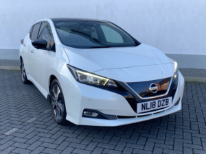 2018 Nissan Leaf 0.0 Tekna 110kw 40kwh Automatic Electric 5-Door in White — image 6