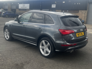 2013 Audi Q5 2.0 Tdi S Line Plus in Grey — image 4