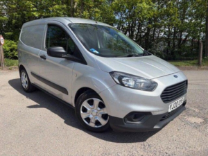 2020 Ford Transit Courier