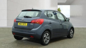 2017 Kia Venga 1.4 2 Euro 6 (s/s) 5dr in Blue — image 4