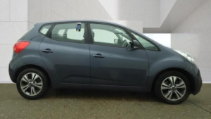 2017 Kia Venga 1.4 2 Euro 6 (s/s) 5dr in Blue — image 5