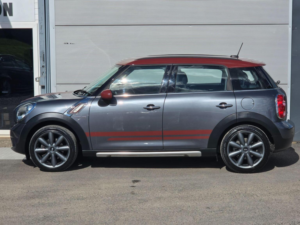2016 MINI Countryman 2.0 Cooper D Park Lane Auto Euro 6 5dr in Grey — image 6