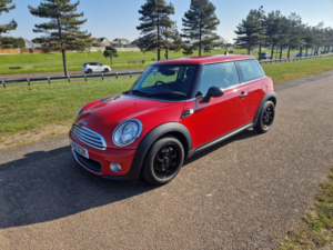 2013 MINI Hatch
