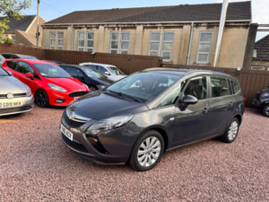 2016 Vauxhall Zafira Tourer 1.4i Turbo Design Euro 6 5dr in Grey — image 2
