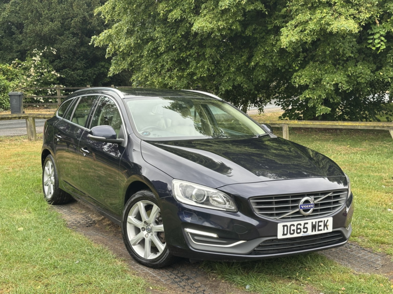 2015 Volvo V60 2.0 Se Lux Nav D4 Geartronic in Blue — image 1