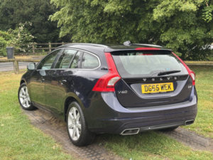2015 Volvo V60 2.0 Se Lux Nav D4 Geartronic in Blue — image 3