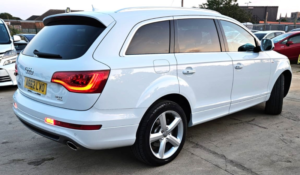 2012 Audi Q7 3.0l Tfsi- S Line - 7 Seater-Ulez/caz Pass-Free 18months Gold Warranty & 12months Aa Breakdown Cover in White — image 4