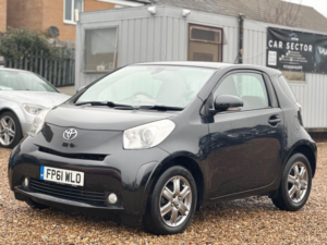 2012 Toyota Iq 1.0 Vvt-I 2 Euro 5 3dr in Black — image 6