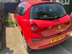 2008 Renault Clio 1.2 16v Freeway 3dr in Red — image 3