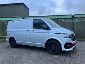 2021 Volkswagen Transporter 2.0 Tdi T32 Startline Fwd Swb Euro 6 (s/s) 5dr in Silver — image 4
